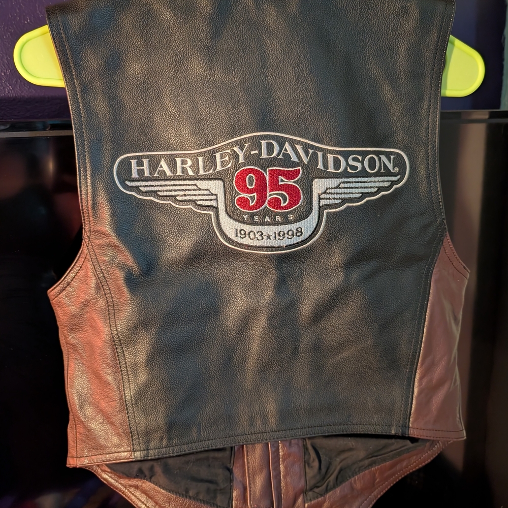 Rare Vintage Harley-Davidson 95th Anniversary Leather Vest - Black and Maroon